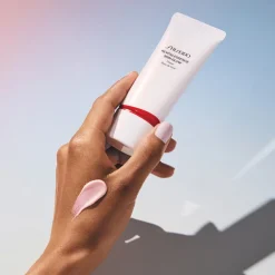 Revitalessence Skin Glow Primer Spf25